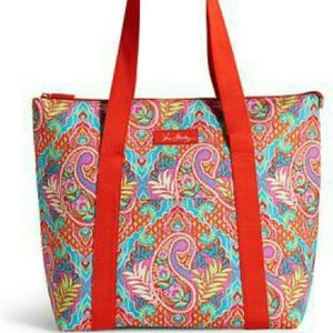 🏝Vera Bradley cooler tote paisley in paradise